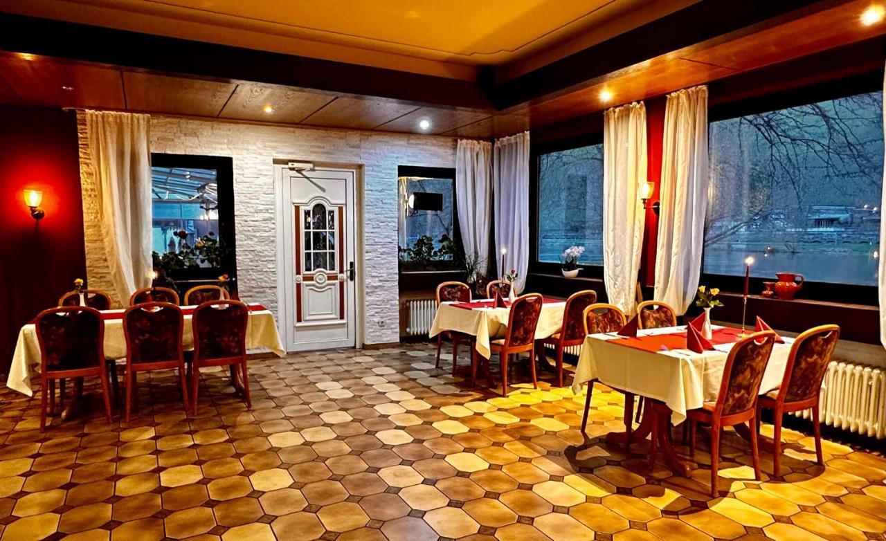 Hotel Krone Riesling Trittenheim Exterior photo